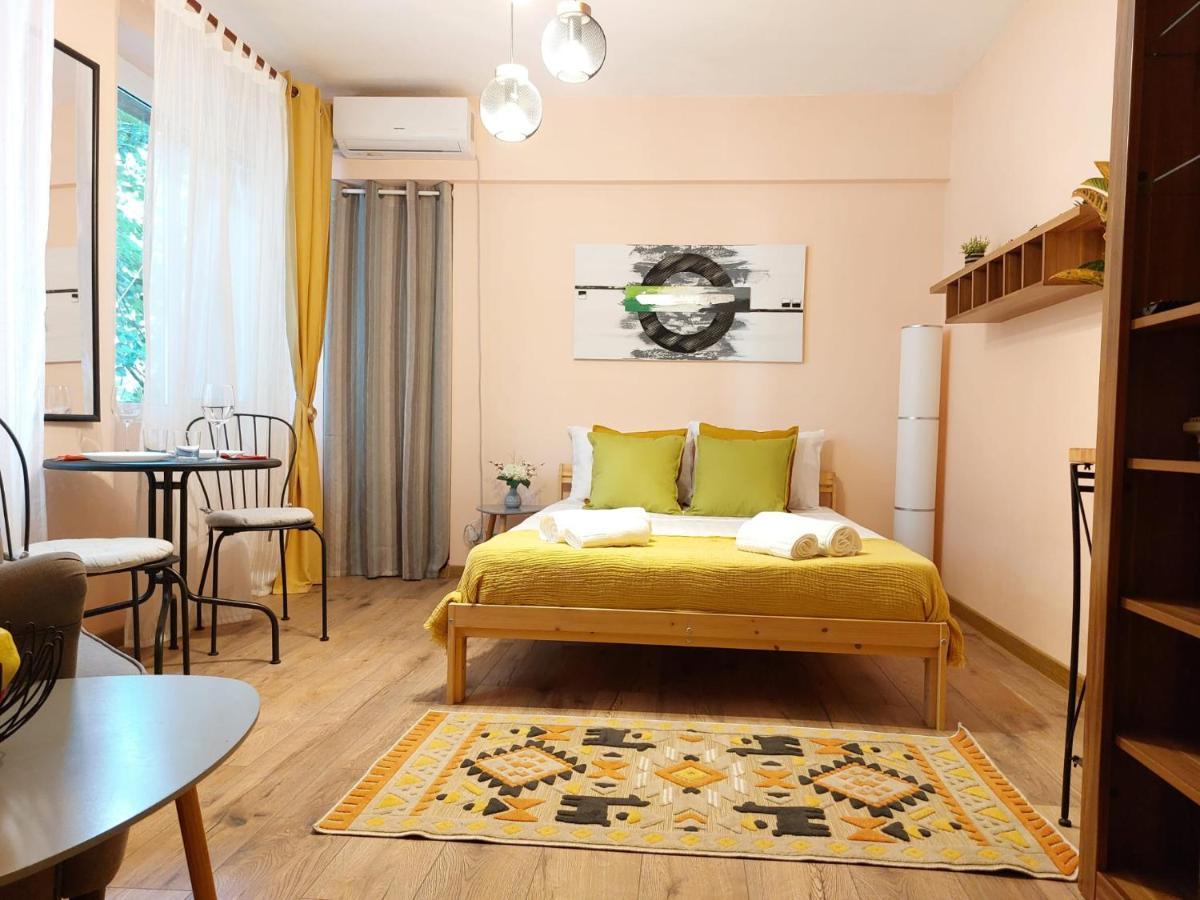 Laroka House Cosy Studio Universitate Boekarest Buitenkant foto